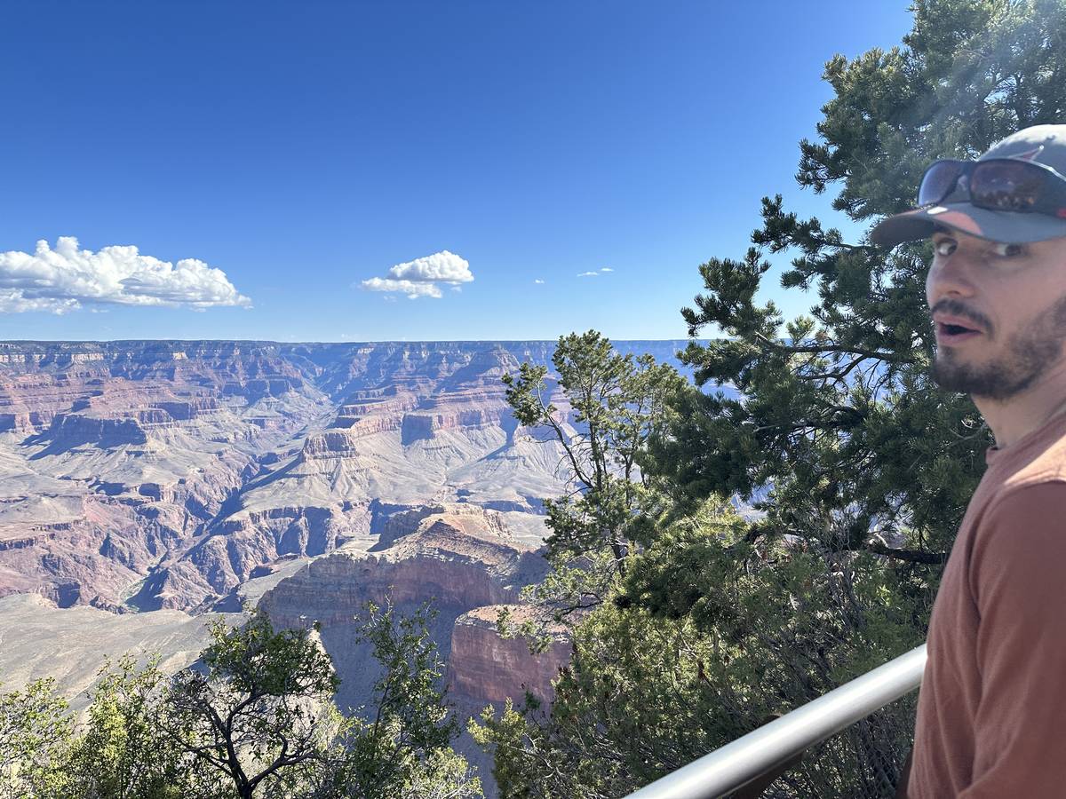 AZ