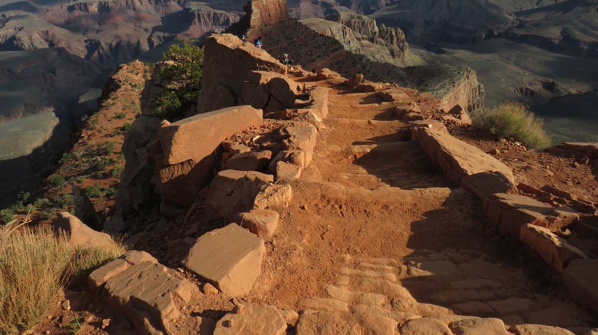 AZ